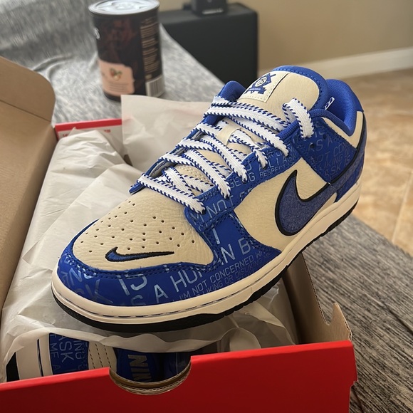 Nike Jackie Robinson size 7 Mens 8.5 women - Picture 2 of 5